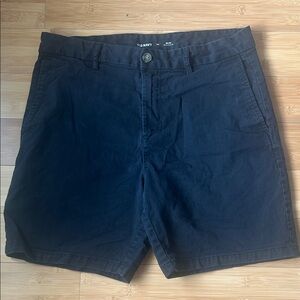Old Navy Men's Black Slim Shorts Size 34